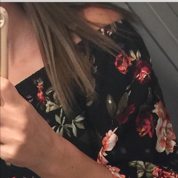 AMBIANCE 🔥2 LEFT🔥Floral Off the Shoulder Romper - Picture 7 of 8